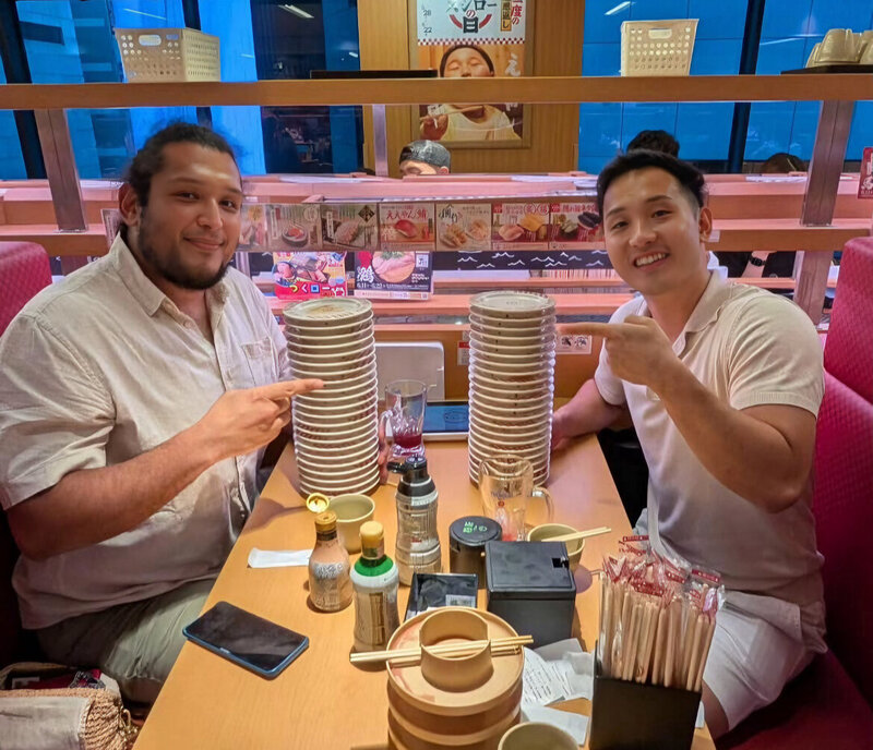 Happy moments of clients enjoying their Tokyo adventures with Yasushi as their guide