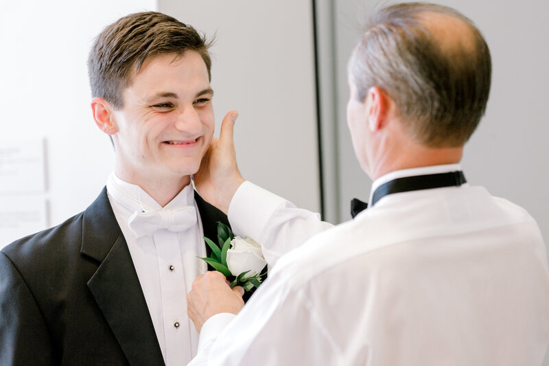 036-2018May26-NelsonAtkinsWedding-JanaMarie-0245