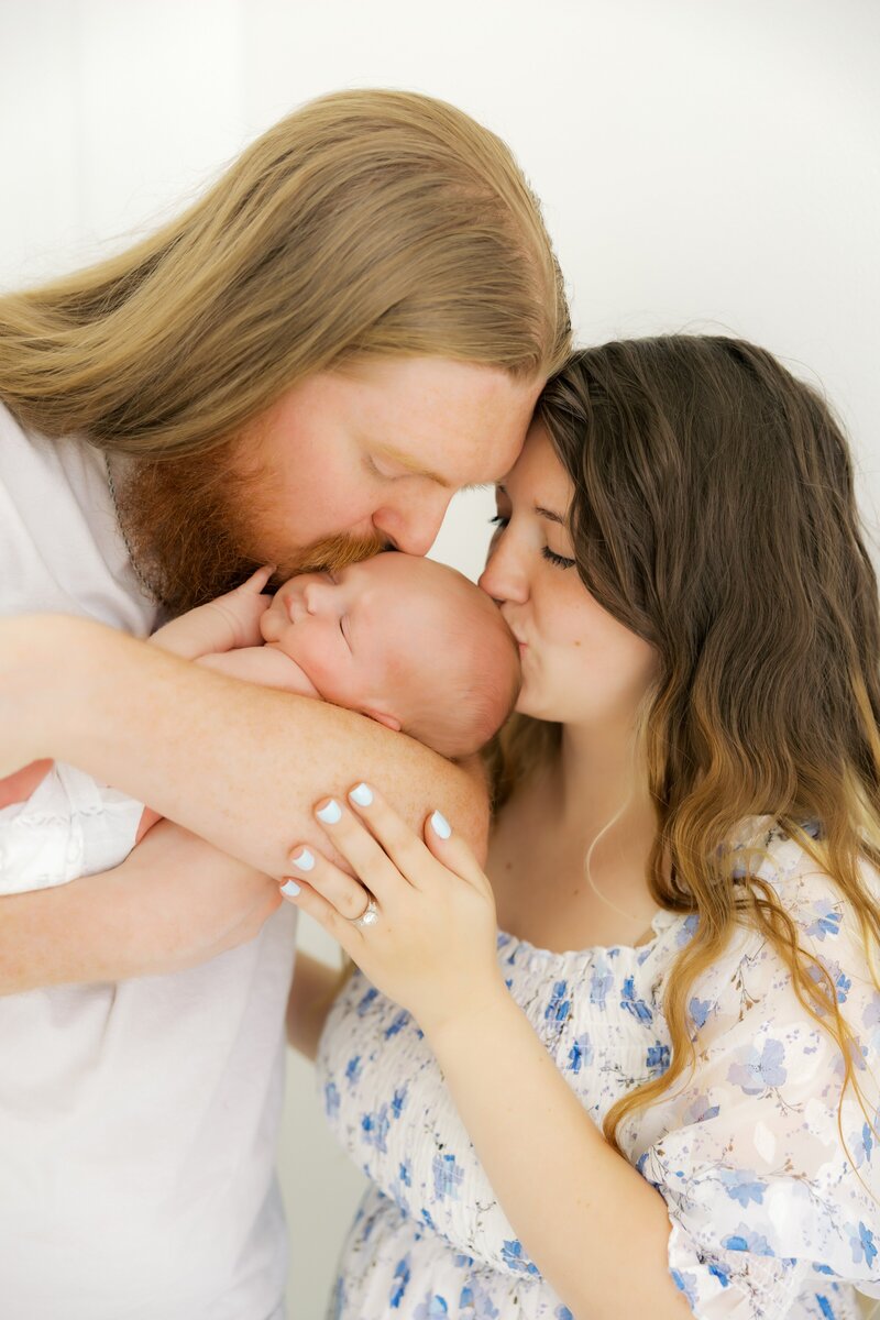 Theo Newborn -1