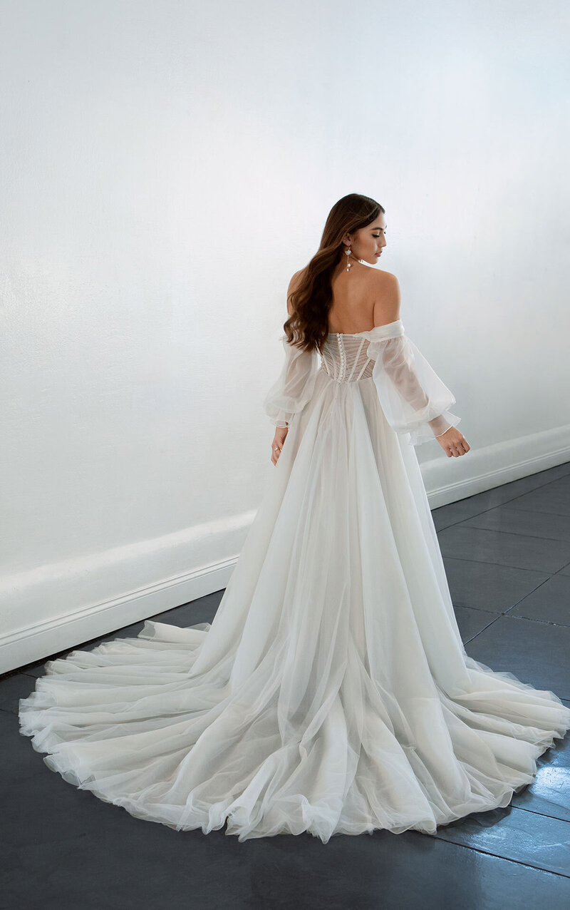 Nunziata Bridal Boutique - Sarnia, Ontario - Martina Liana 1497-9