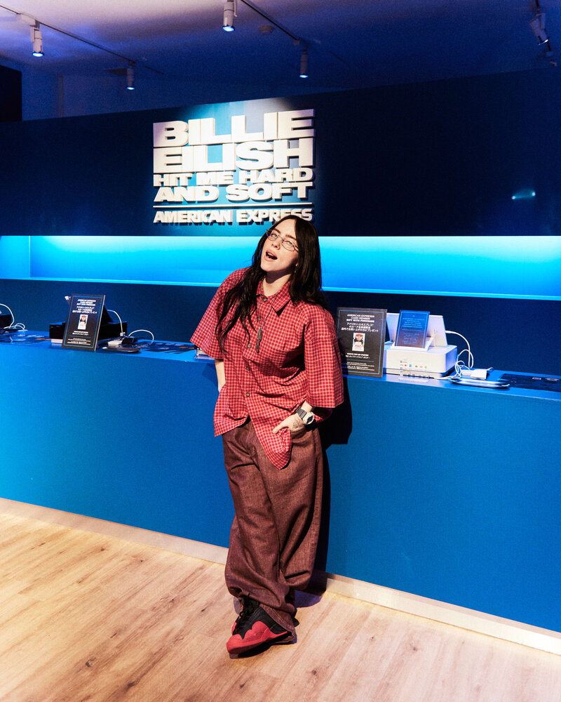 BILLIE EILISH 8