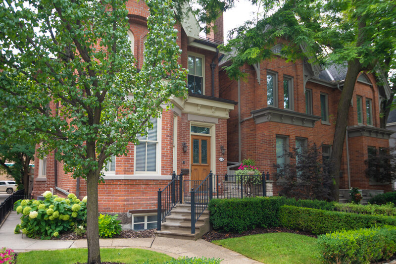 Yorkville 3