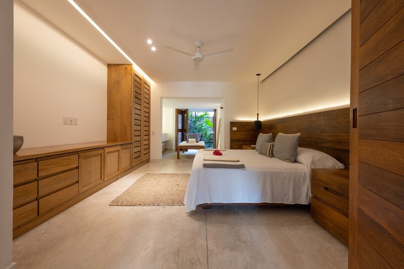 04-1-1-Careyes-Mexico-Properties-El-Careyes-Club-and-Residences-14-3BD-Bedroom-1021