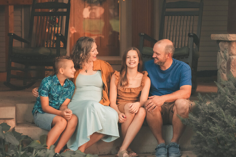 Twin Cities family photographer capturing cherished moments with on-location sessions.