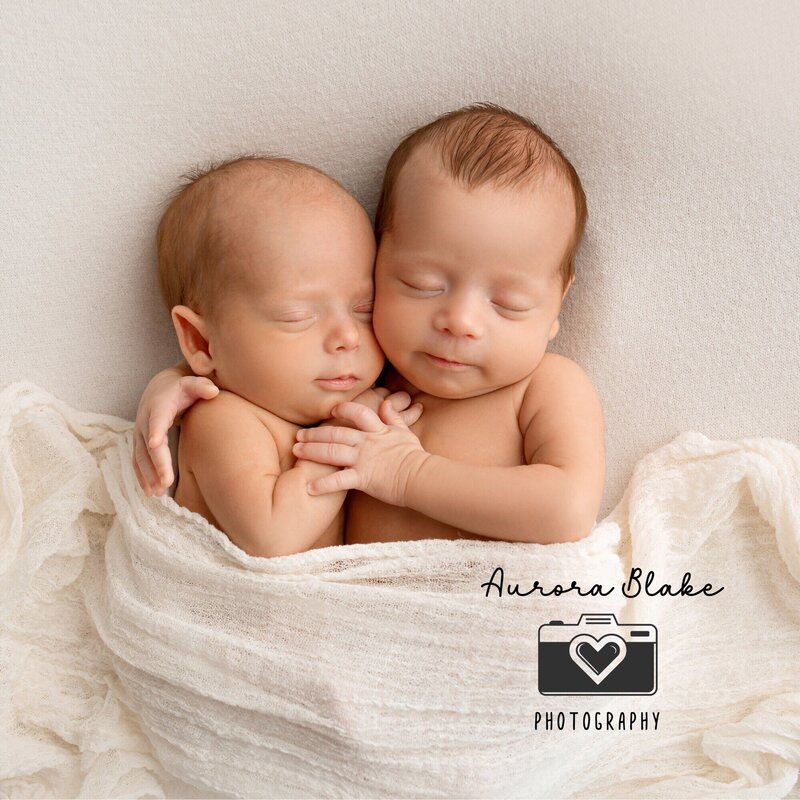 Aurora_Blake_Photographer_Logo_4