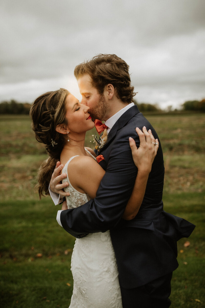 Etre farms Michigan wedding venue saint joseph st luxury barn all inclusive photography photographer -38