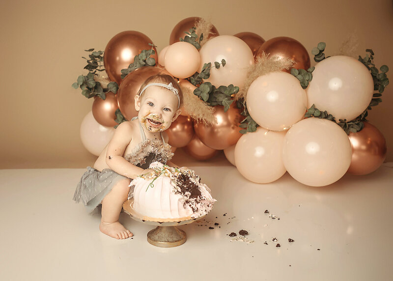 rose gold cake smash ashley mcclintock photography norman oklahoma 2