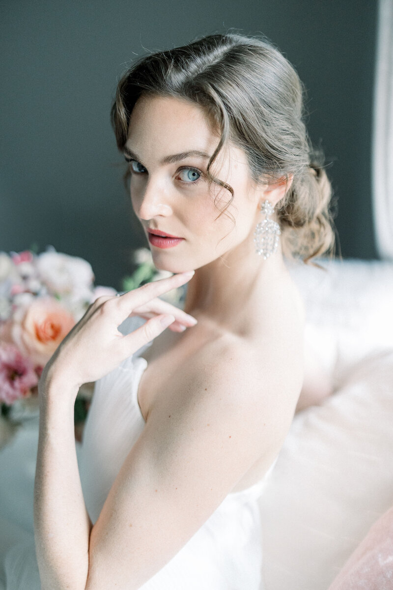 Bridal getting ready for her wedding day