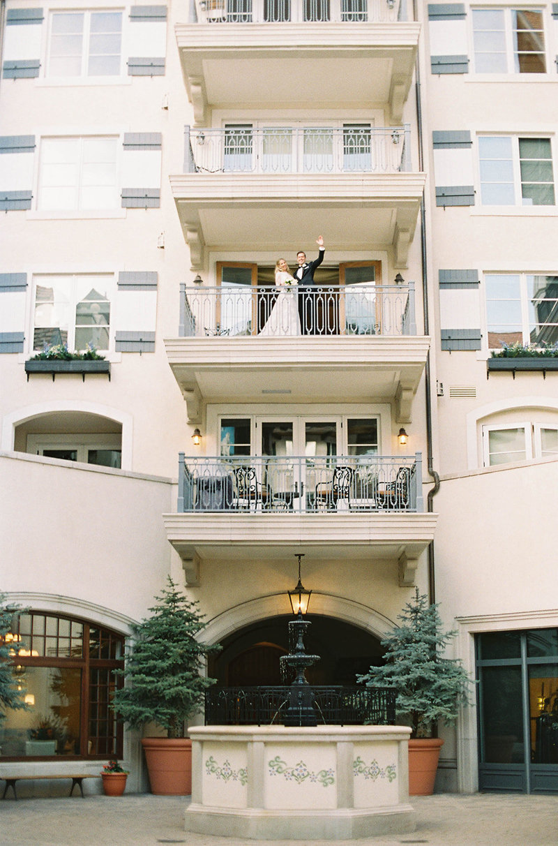 Brooke___Christian._Vail_Square_Arrabelle_Wedding_by_Alp___Isle_with_Calluna_Events._Portraits-15