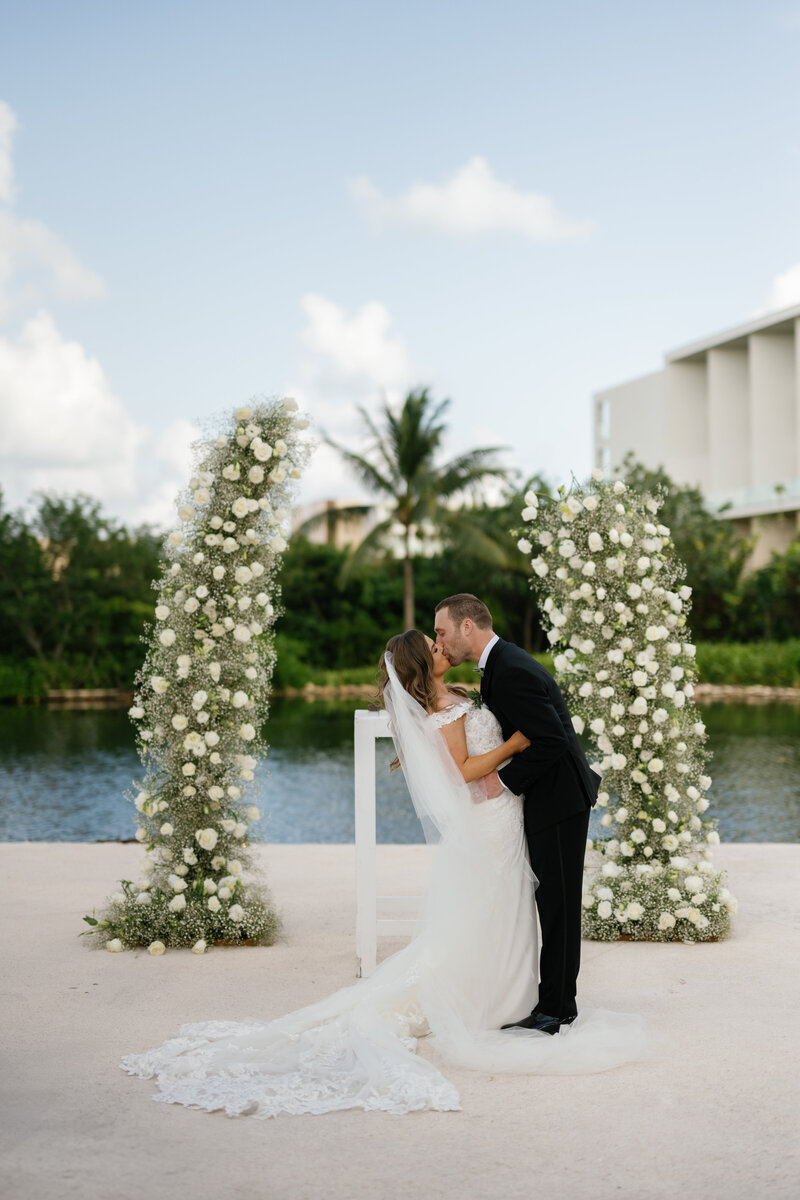 Mexico_TRS_Coral_Wedding_Kim_Kaye_Photography-29