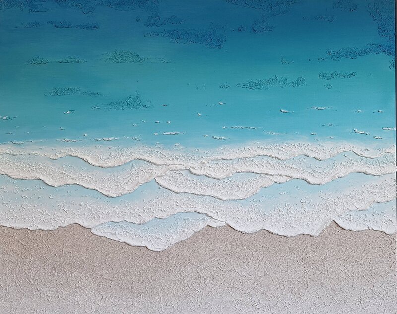 Inspiriert von Stränden mit türkis-blauen Wasser. Jede Welle ist mit Strukturpaste und feinen Pinselstrichen modelliert.