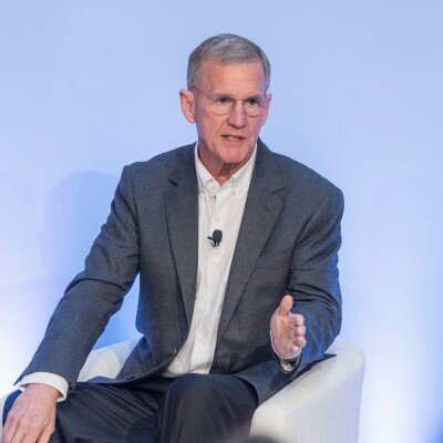 General Stan McChrystal endorsing The Trade by Lon Stroschein, calling it a life-changing book about courage and reinvention