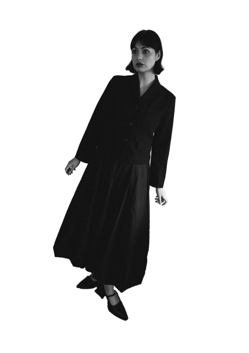 svenjapetersen-gif-white