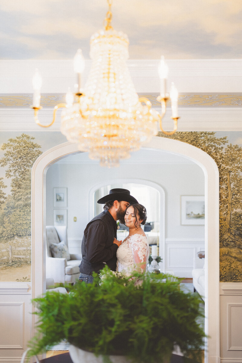 L+D_TheManor_Wedding_LeahReddingPhotography-366
