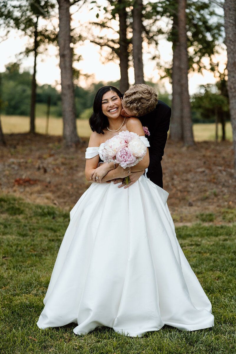 LillyLousWedding_GardenPartyWedding_0085