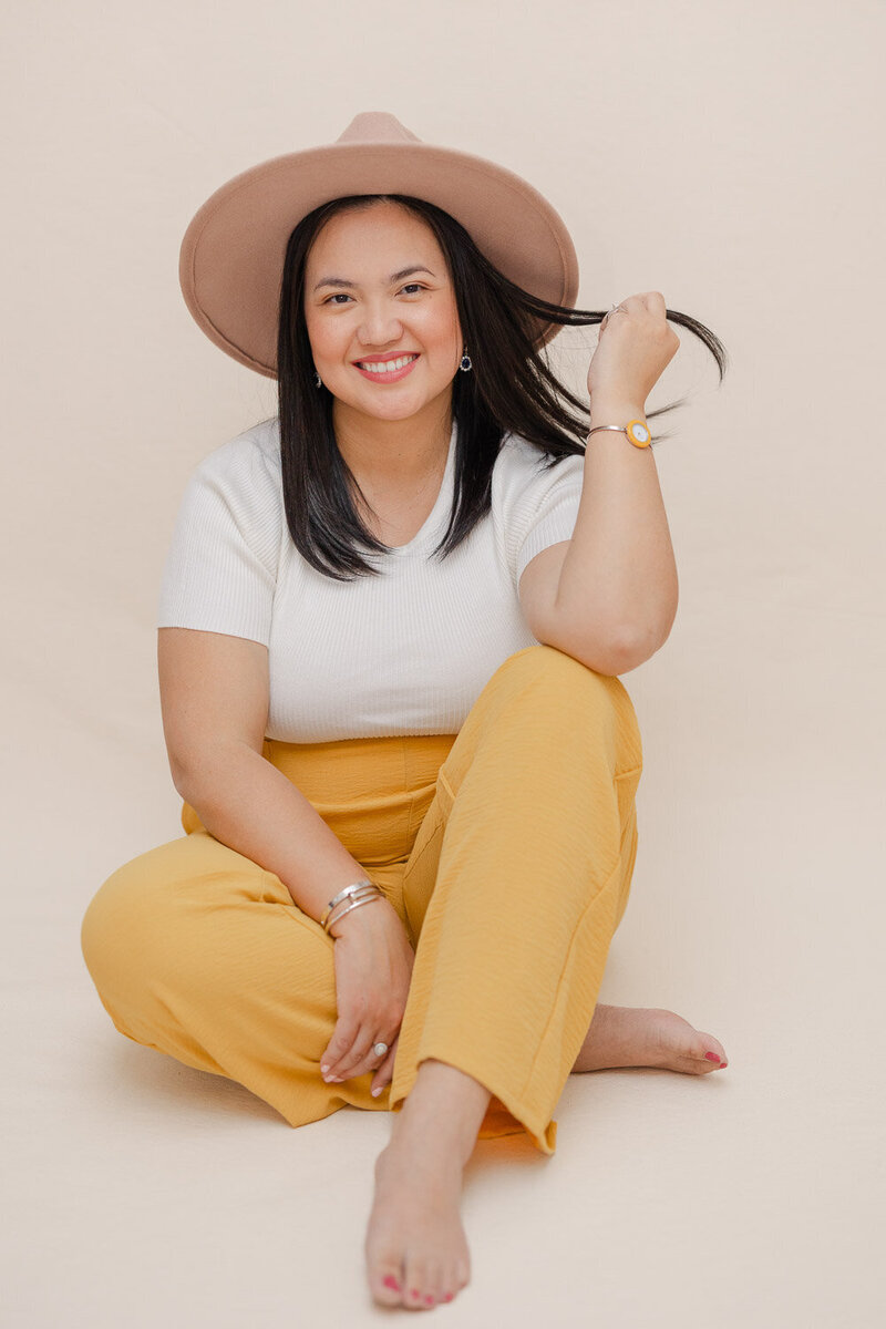 Belle, owner of TuBelle Photography, a Northern Virginia family photographer