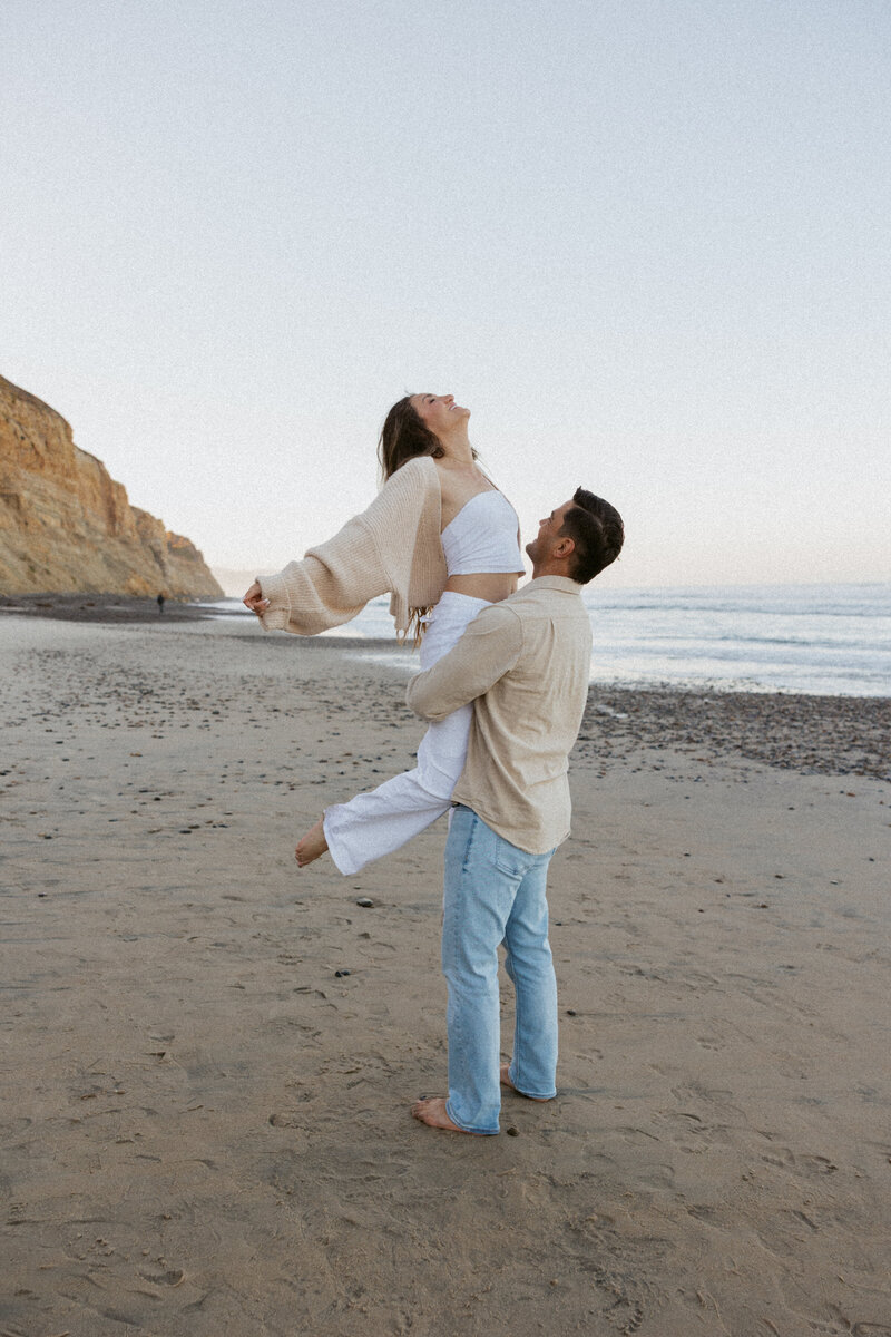 Madison Paige Photo is a South Carolina Wedding Photographer focused on capturing pure and interwoven connection.
