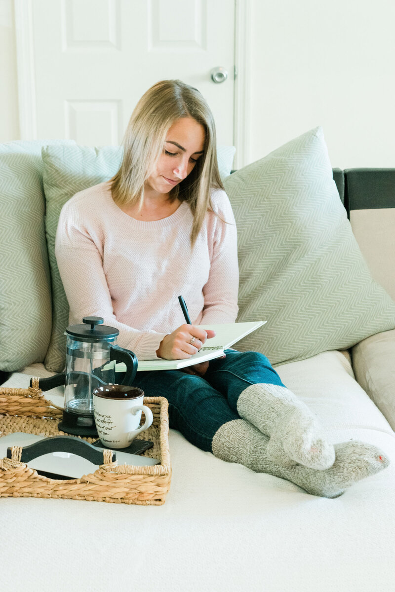 Tea and hair tie on desk