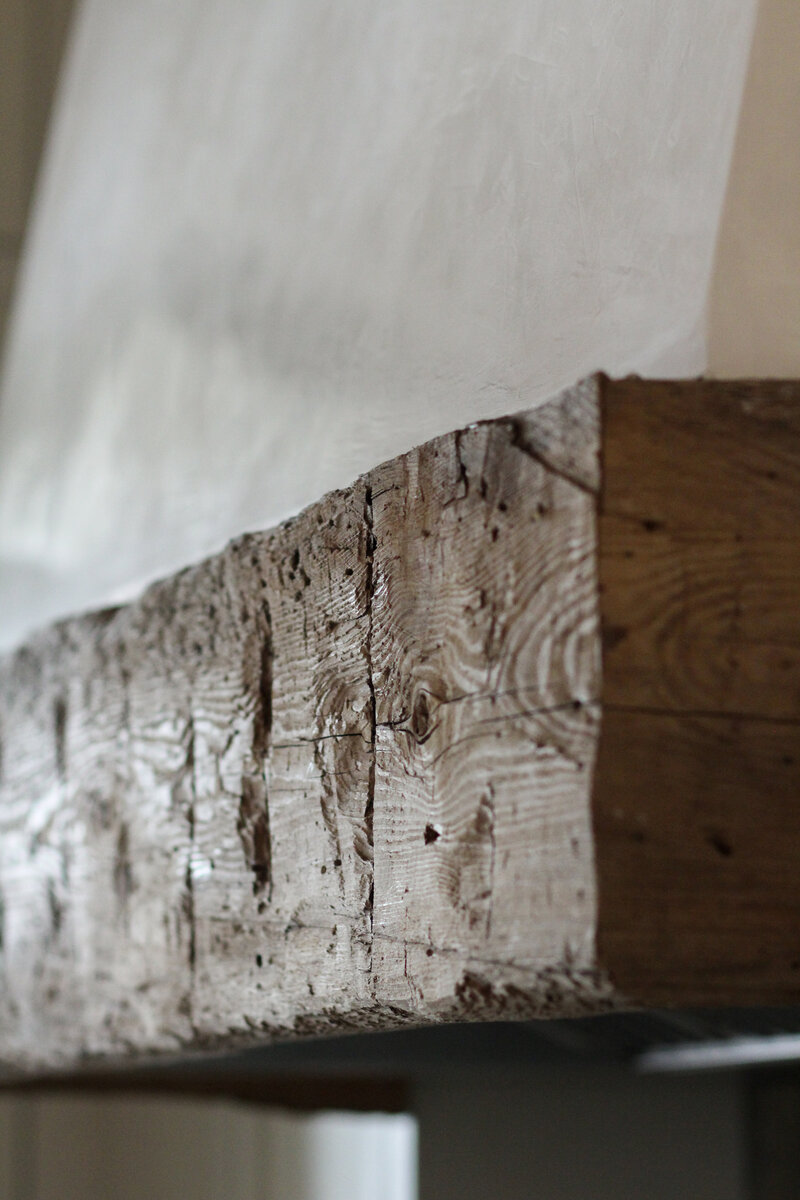 plaster-range-hood-rustic-wood-stained