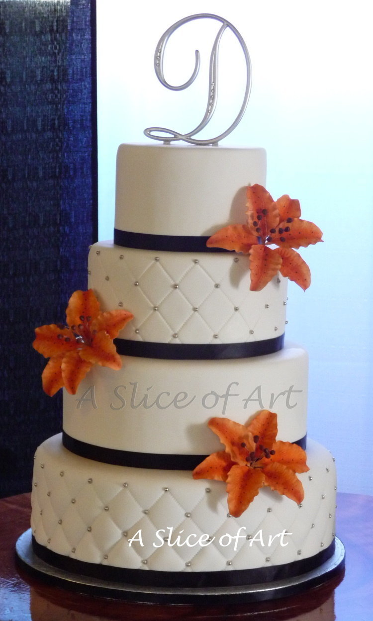 quilted tiger lily wedding cake