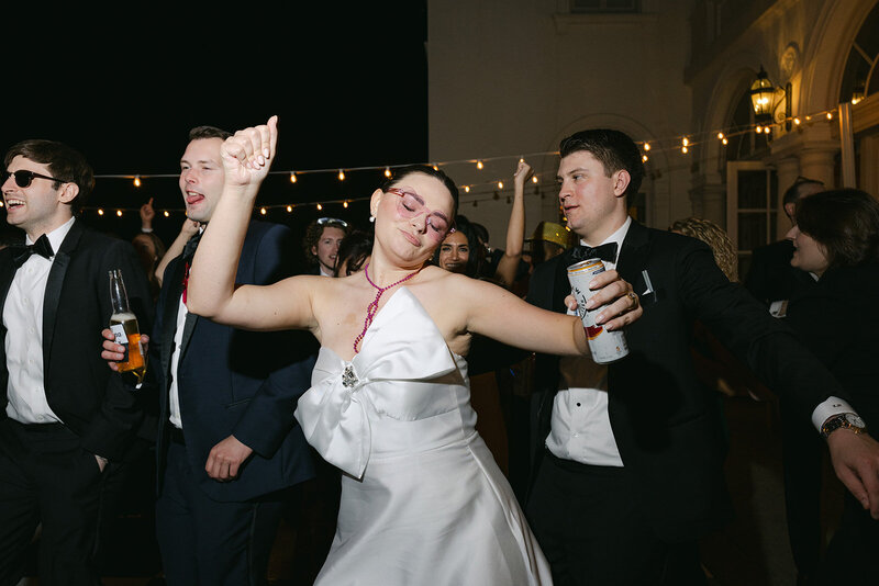bride-dances-reception-wadsworth-middletown