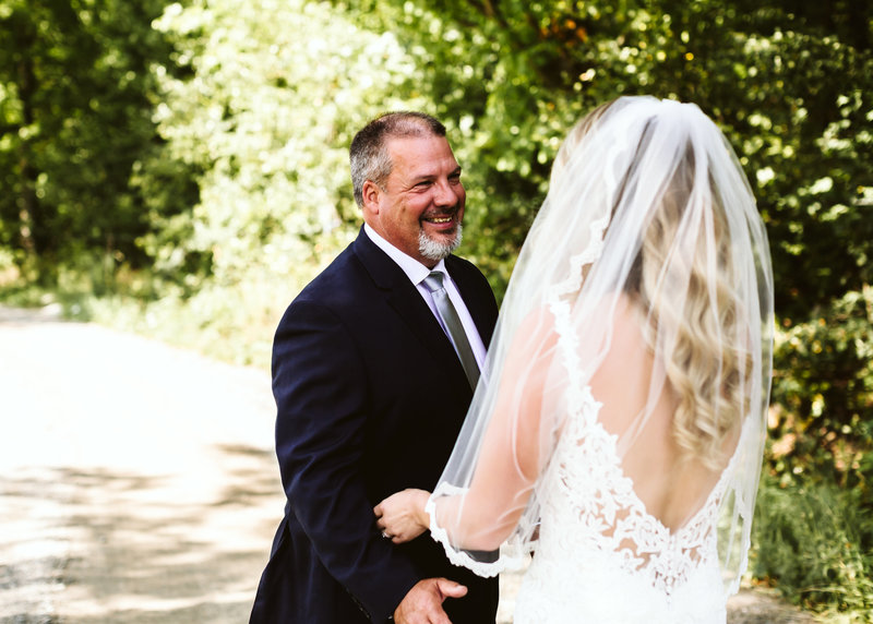 Harold + Tamithy - Tamithy and Girls Getting Ready 45