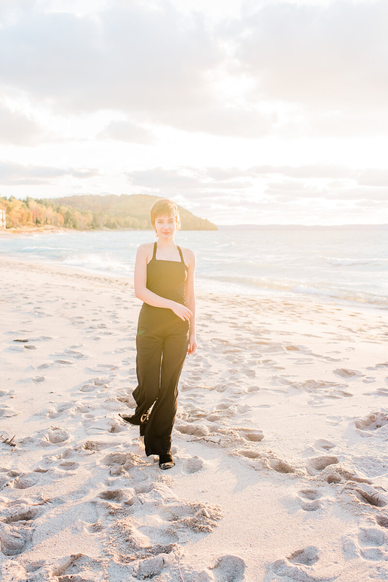 sunset senior pictures in  traverse city michigan