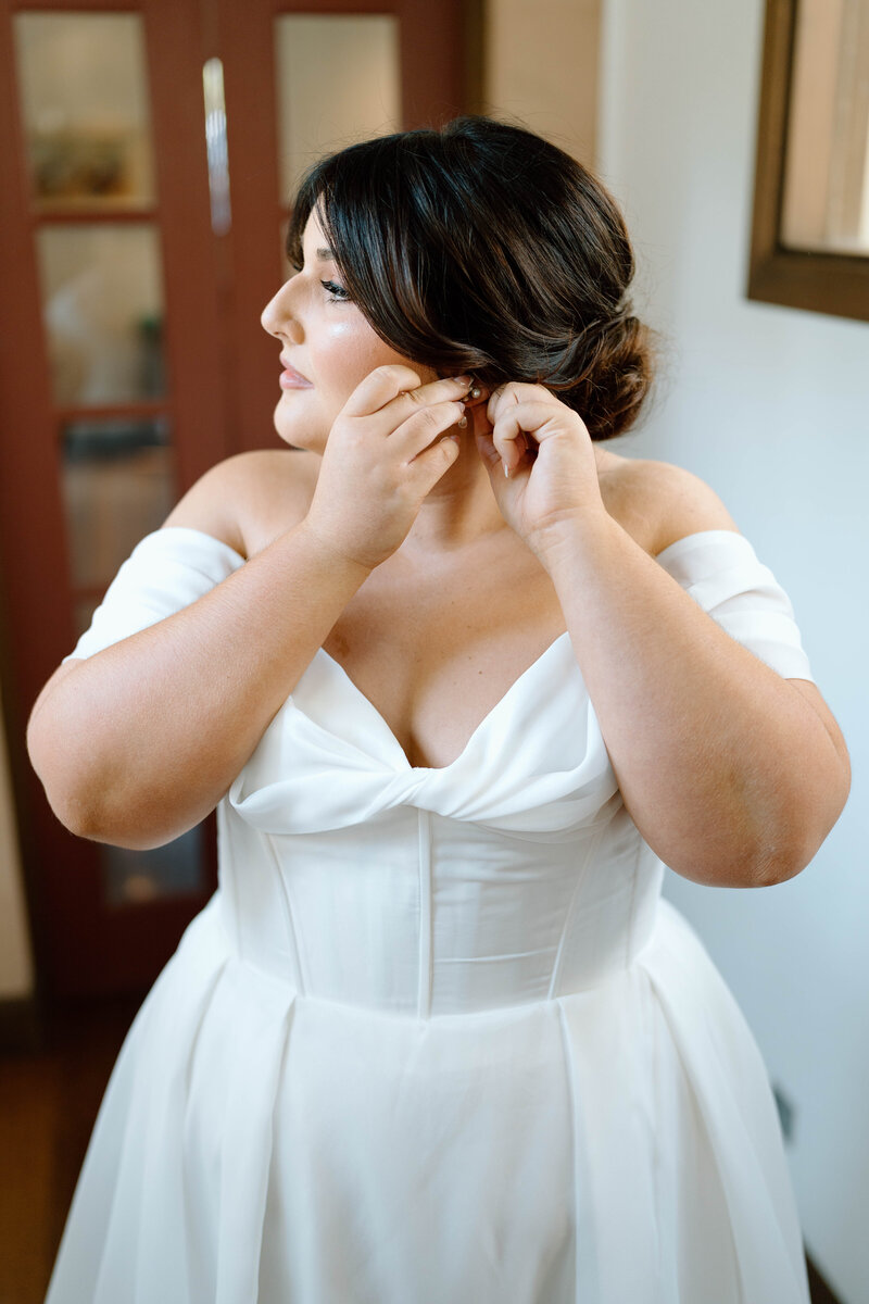 Maddie and Dane - Bride Prep-72