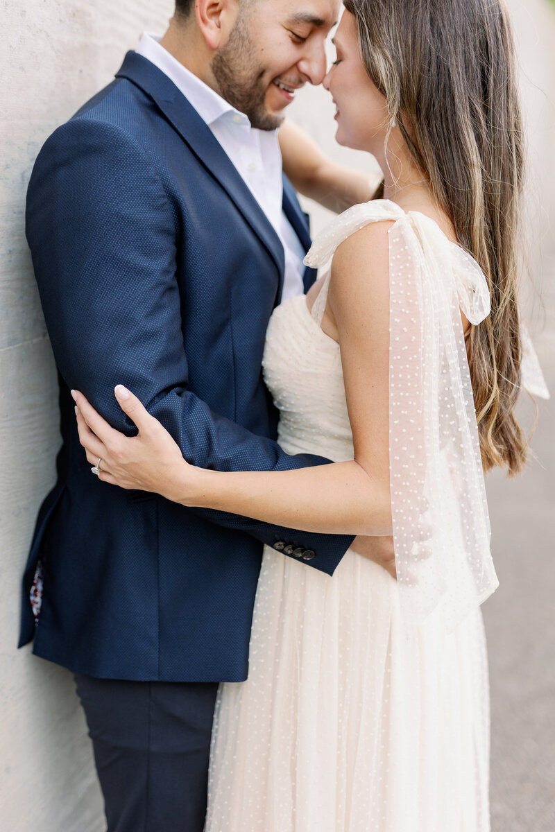 Fort-Worth-Kimbell-Art-Museum-Engagement-Session-Chirstian-Wedding-Photographer-Kortney-Boyett09