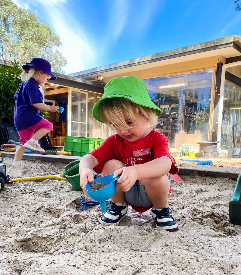 brentwood-park-kindergarten-outdoor-kids