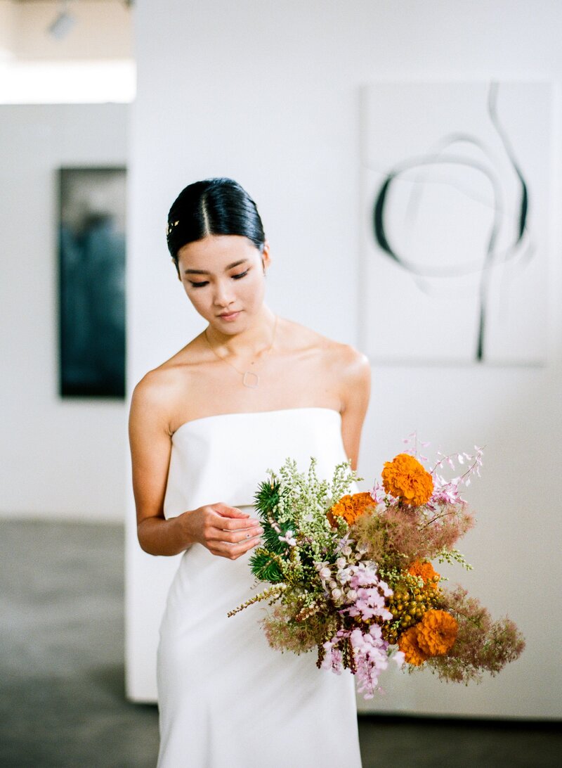 371Singapore Modern Art Gallery Wedding Editorial Photography_MARITHA MAE