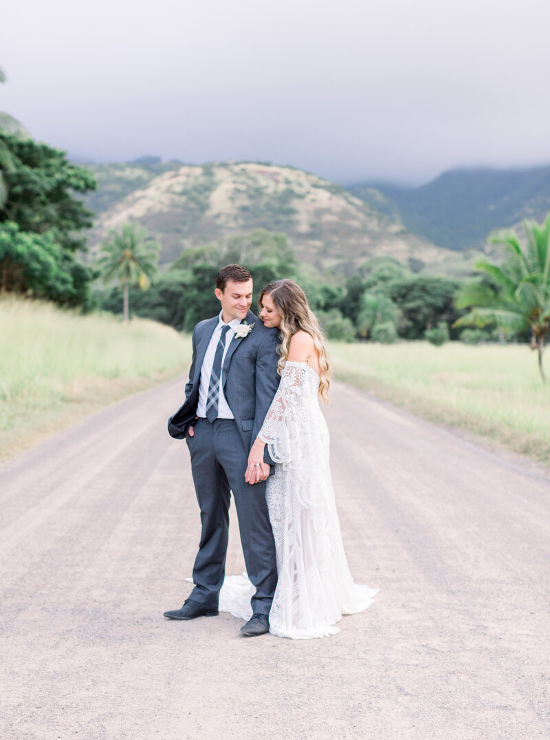 bride and groom at Dillinham ranch north shore oahu hawaii