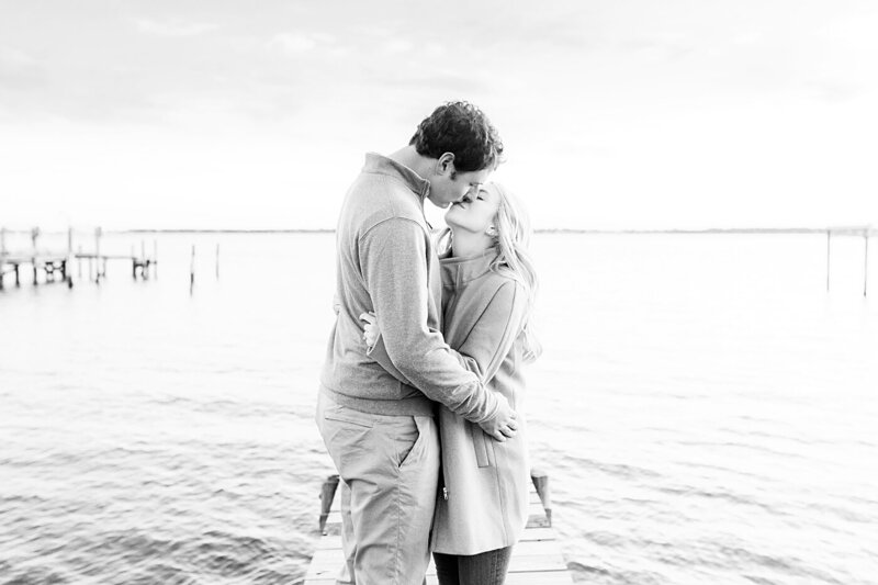 Crystal-Coast-NC-Engagement-Photos24