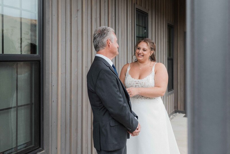Wenatchee Wedding Photographer