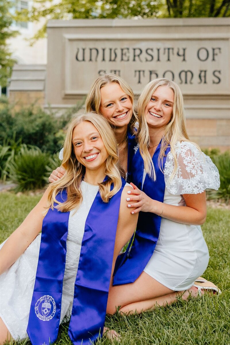 LexiEllieandKjerstenGradPhotos_0116_websize