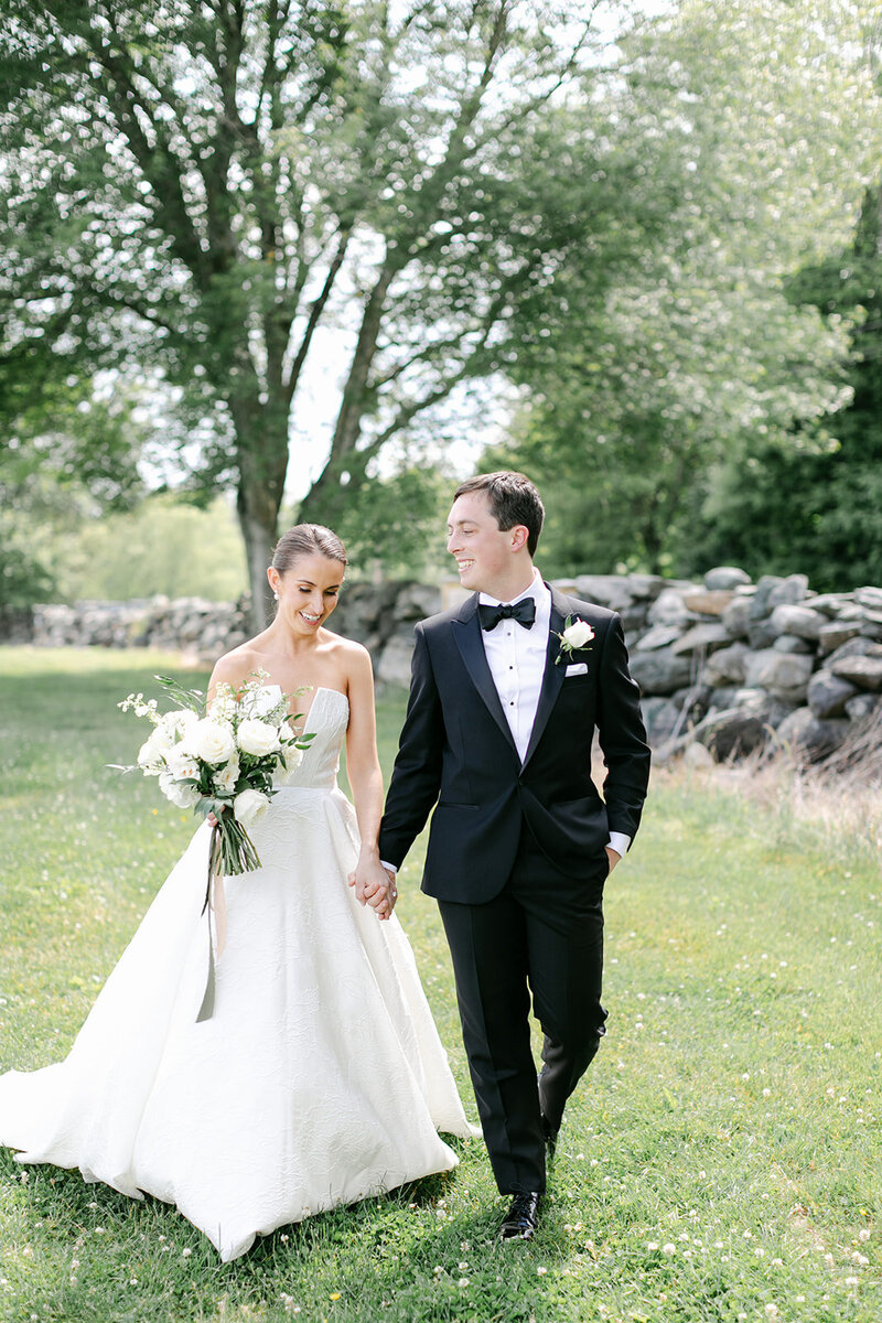 bride-groom-black-tux