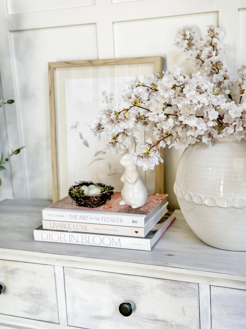 Entryway spring decor and books 