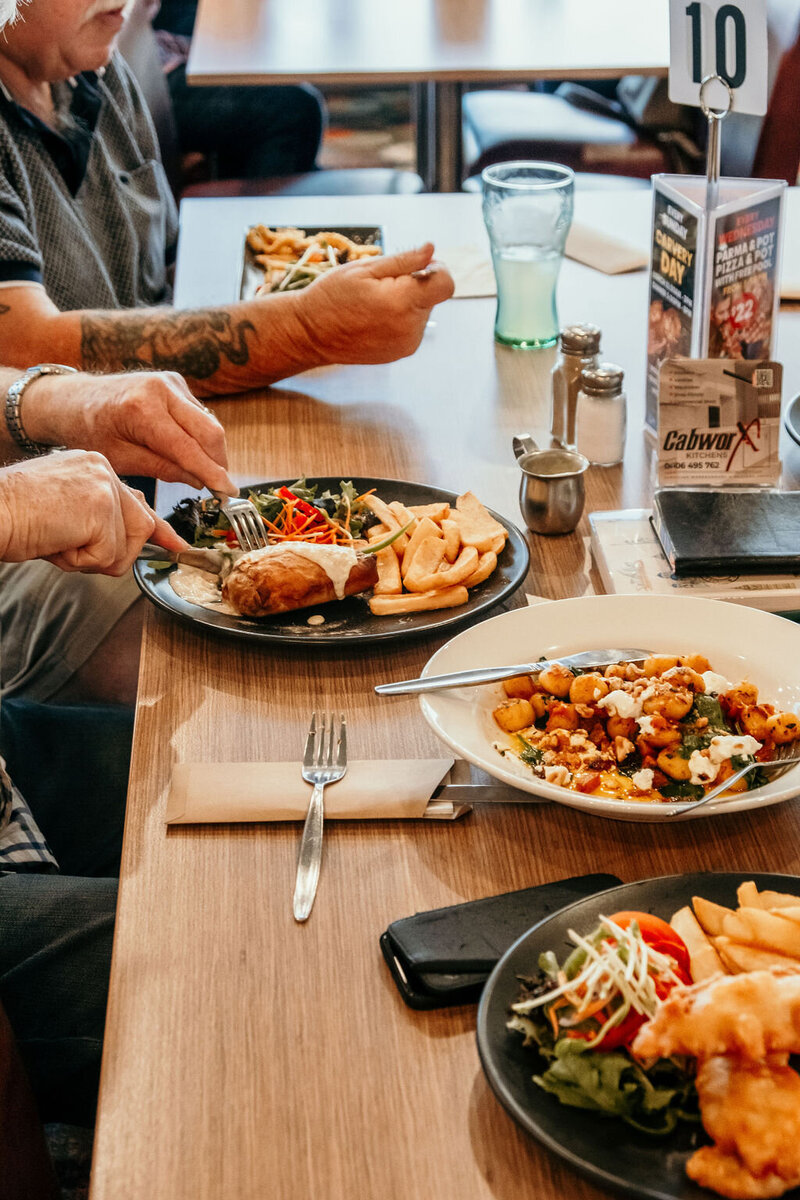 WARRNAMBOOL RSL serves a range of pub classics and rsl favourites in the bistro