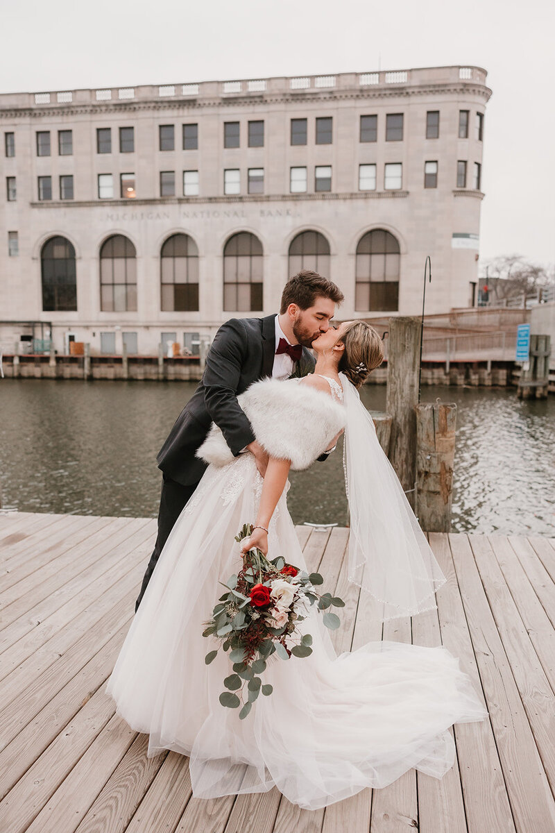 Detroit Wedding Photographer | Mariah Kasten Photo