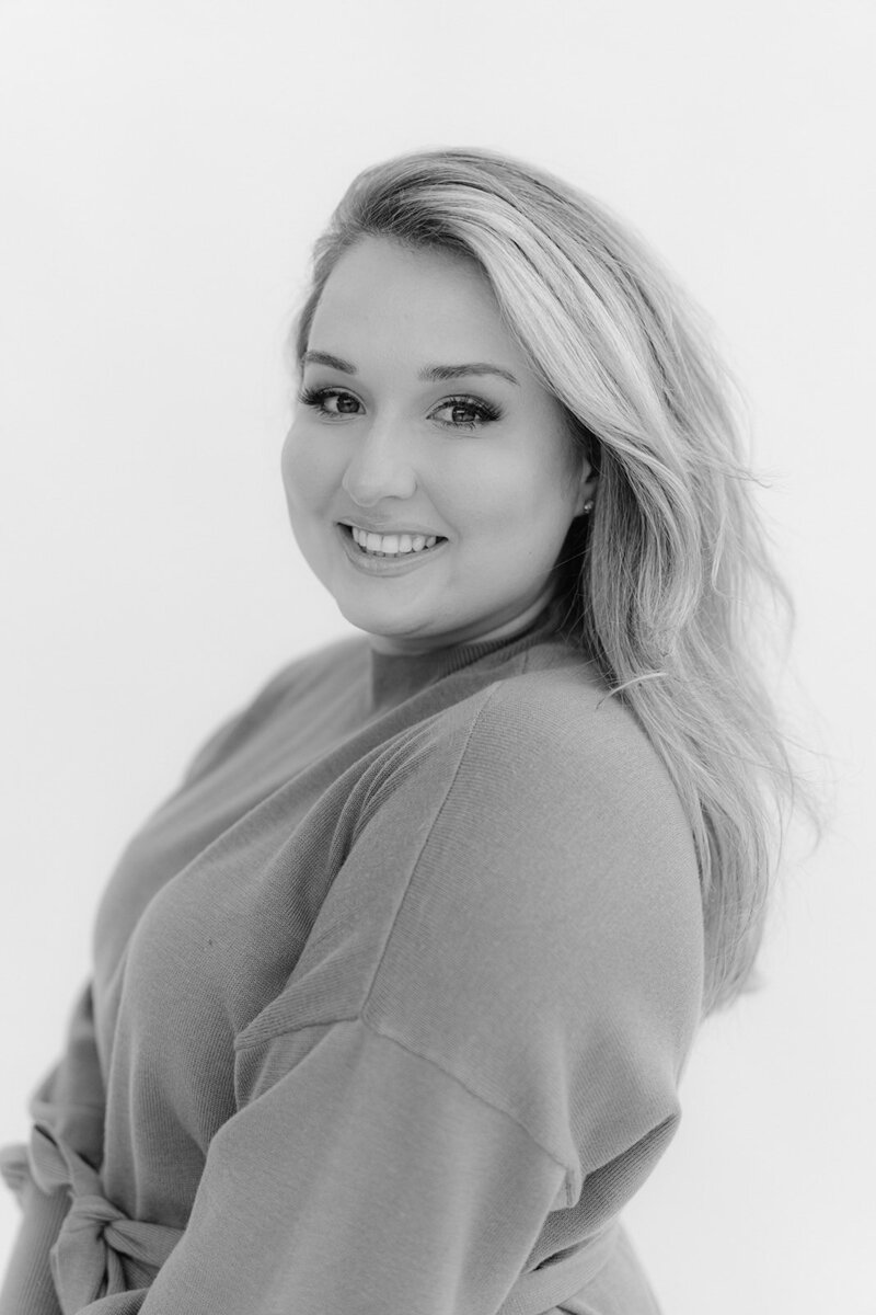 Sara-Headshots-202210