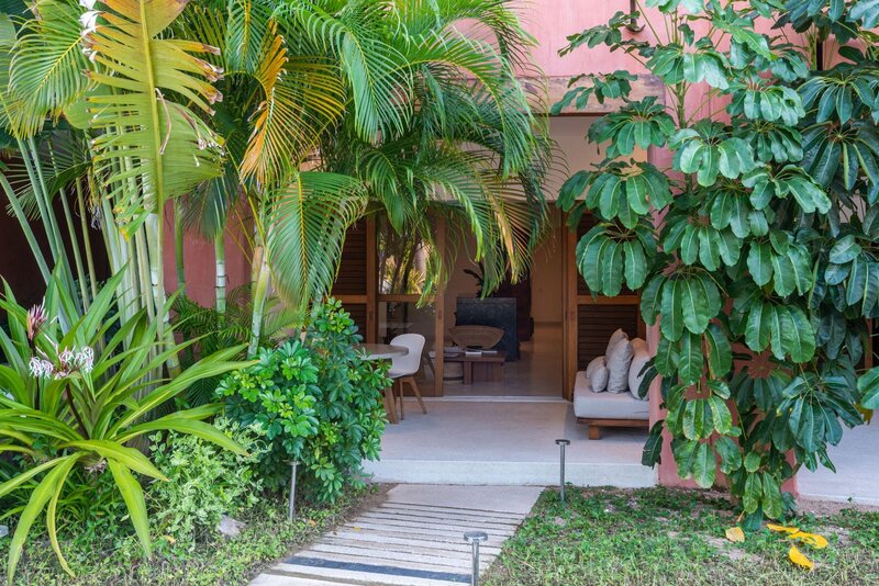 02-1-Careyes-Mexico-Properties-El-Careyes-Club-and-Residences-Unit9-1BD-Entrance-8179