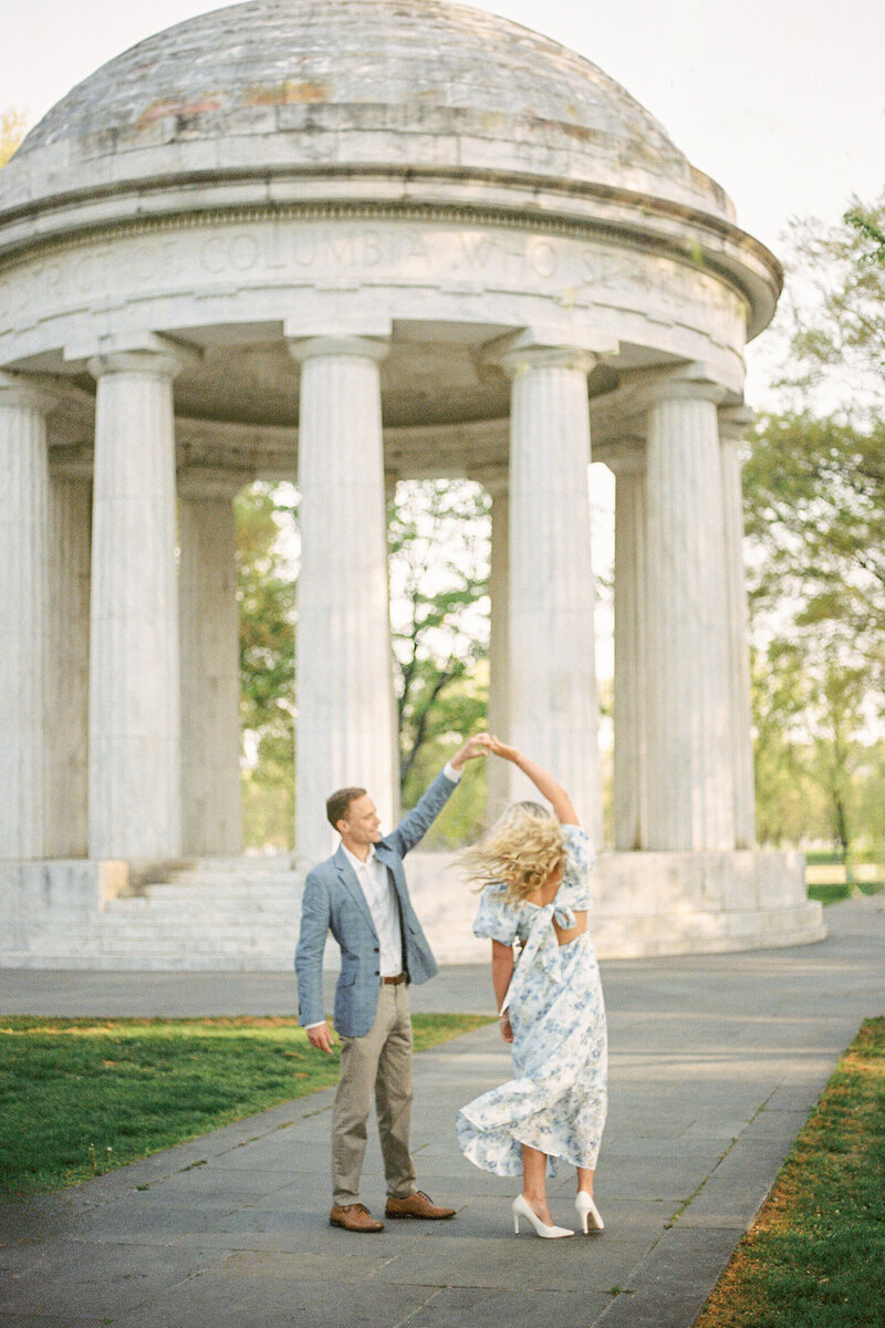 Washington-DC-Engagement-Session-on-35mm-Film-5