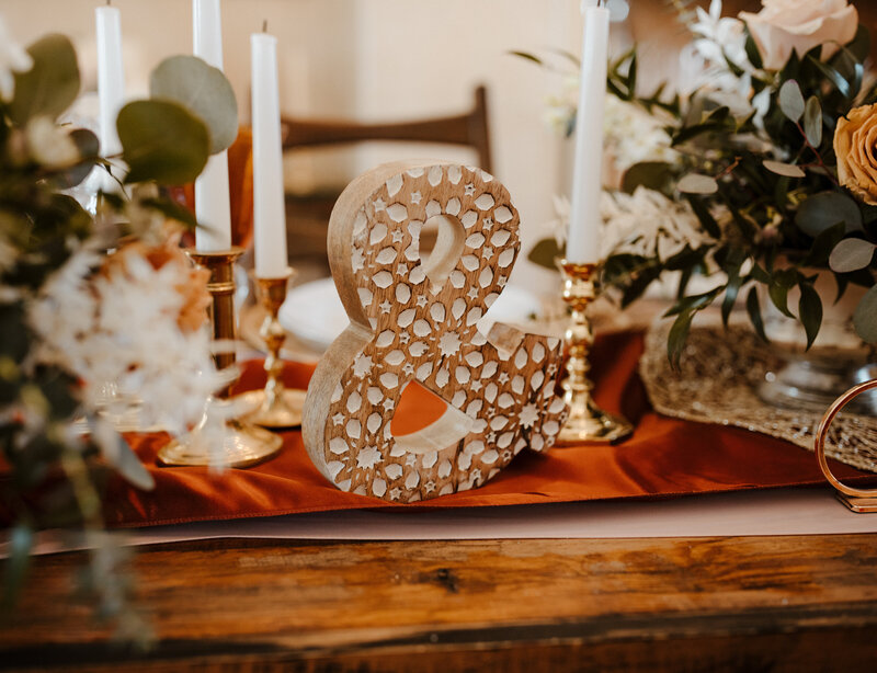 sweetheart table at elopement in Oregon