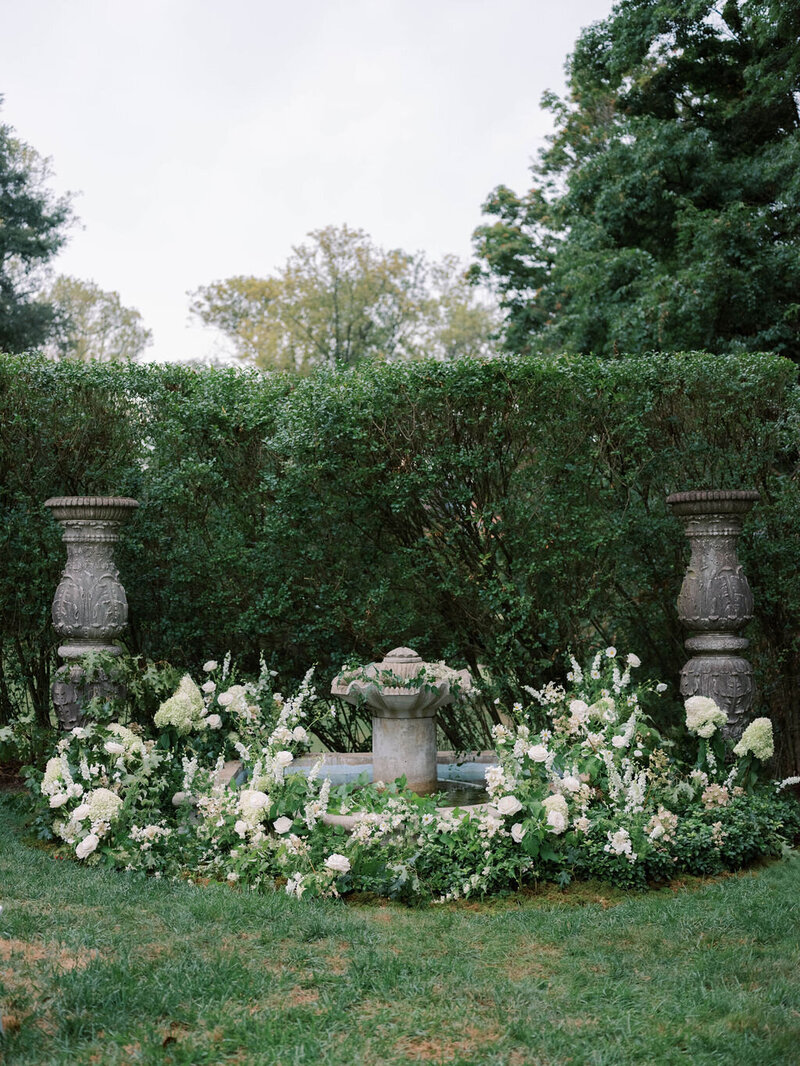 2_Kate Campbell Floral Evergreen Museum Wedding by Molly McManus photo