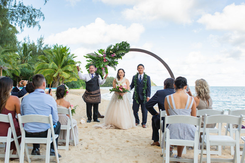 Can we have chairs on the beach in Maui for our wedding?