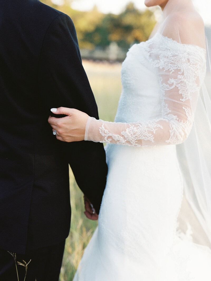 BrideandGroom_TheCrakes-72_websize (3)