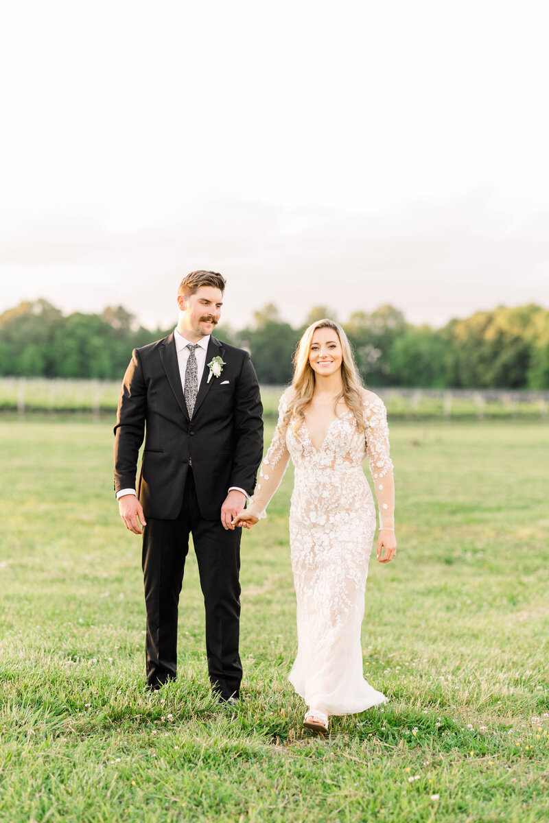 Nicolette & Curtis_Wedding_Bride & Groom Sunset-1049
