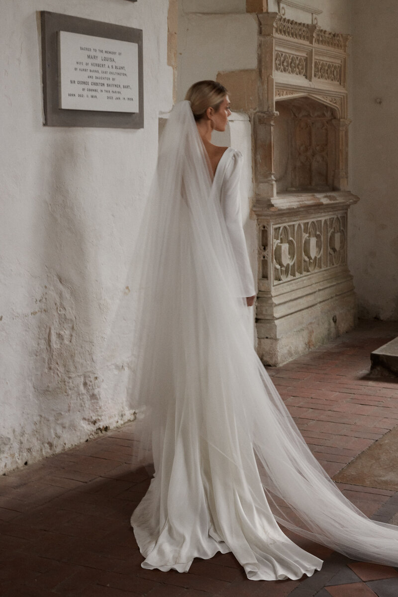 Aura Wedding Veil (3)