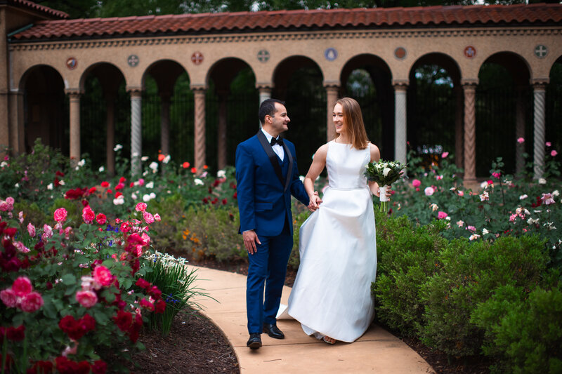 bride and groom photoshoot