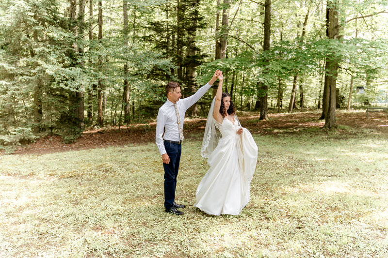 BEST WV Wedding Photographer